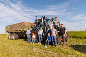 At Westhof, we produce top-quality organic vegetables with a dynamic and innovative team. As a family business, we are proud to lead a young and motivated team that is shaping the future of sustainable agriculture.