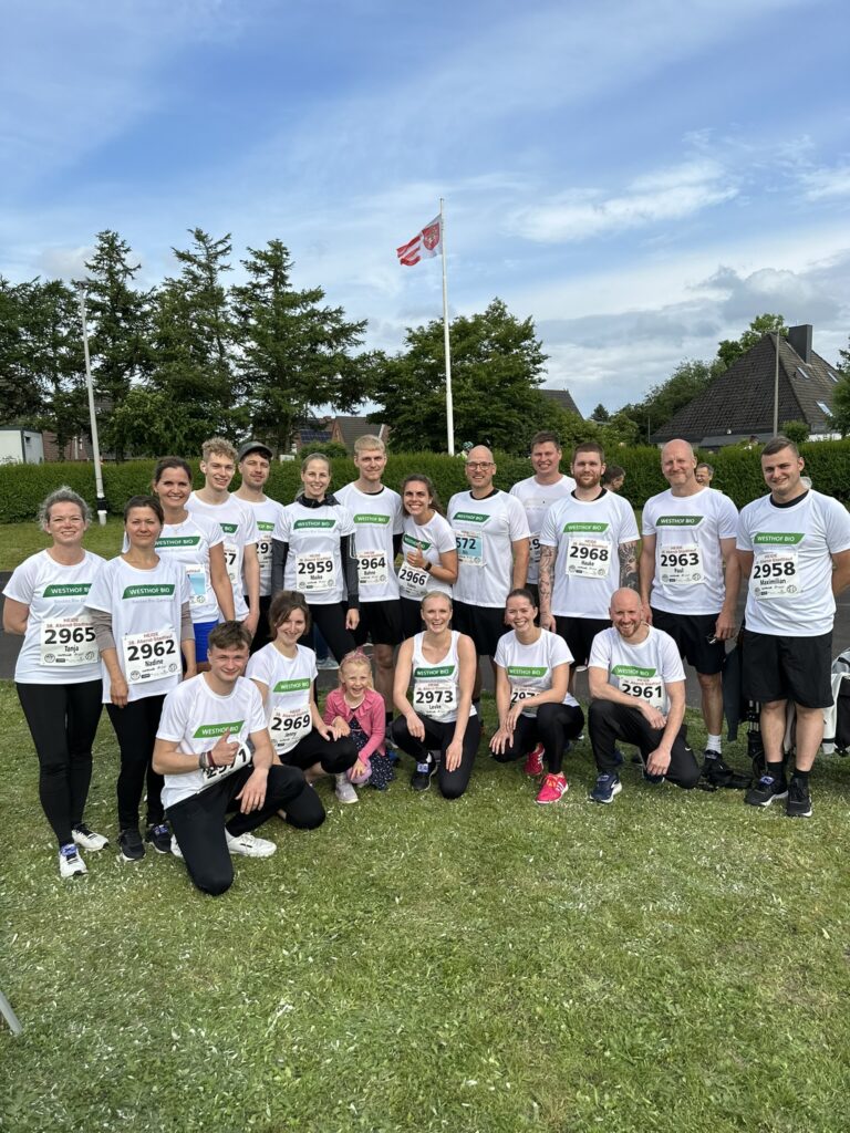 At Westhof, we operate as an organic company with full organic power. Our dynamic team not only demonstrates top athletic performance, but also strong employee motivation and a pronounced team spirit in the production of our high-quality organic vegetables and, of course, in the city run.